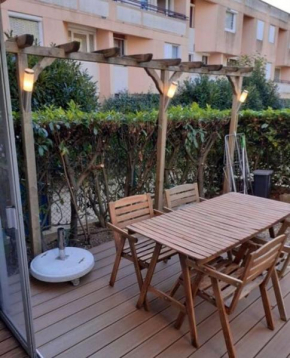 F2 avec Terrasse, Parking gratuit